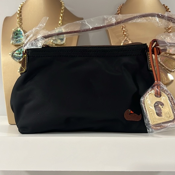 Dooney & Bourke Nylon Pouchette - New - Vintage - Picture 12 of 12